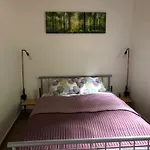 Semesterbostad Haziko A Domboldalon *
