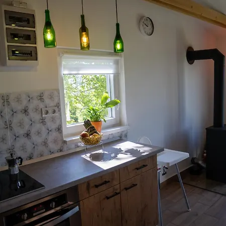 Haziko A Domboldalon Kismaros