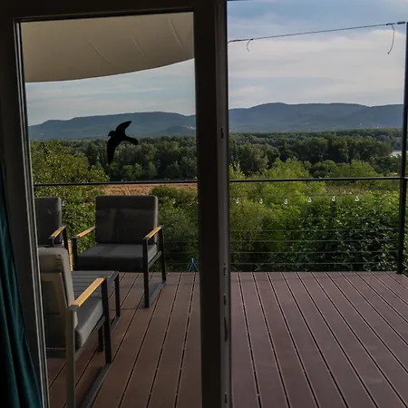 Haziko A Domboldalon Vakantiehuis *