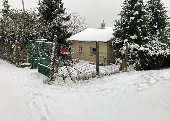 Haziko A Domboldalon Feriehus